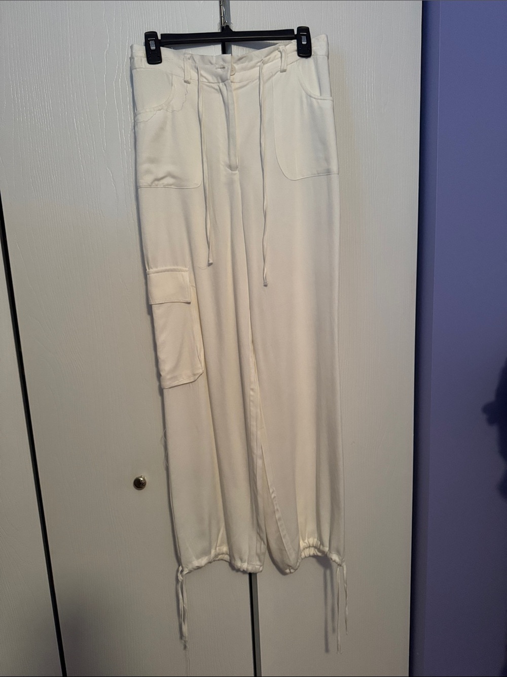 Women’s White Cargo Jogger Pants with Drawstring Waist